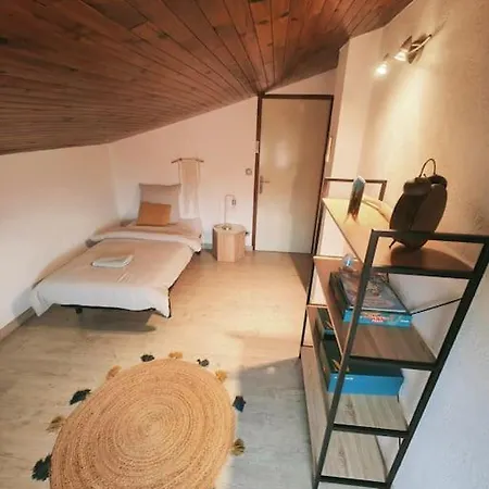 Charmante Petite Maison Magnifique Vue Semesterbostad *